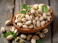 پسته اکبری تازه با استانداردهای جهانی